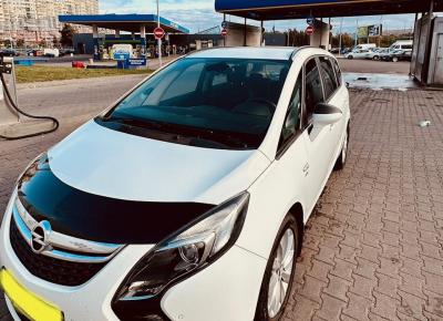 Фото Opel Zafira