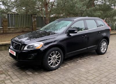 Фото Volvo XC60