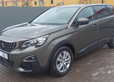 Фото Peugeot 5008