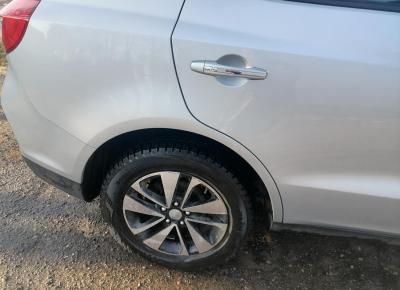 Фото Geely Emgrand X7