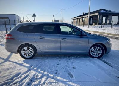 Фото Peugeot 308