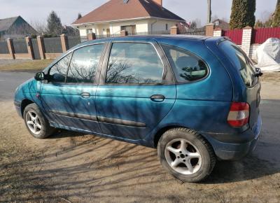 Фото Renault Scenic