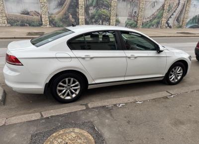 Фото Volkswagen Passat