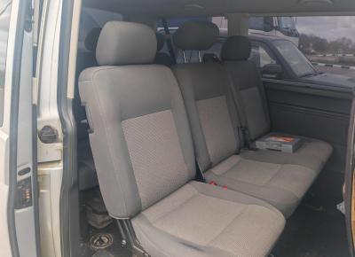 Фото Volkswagen Caravelle