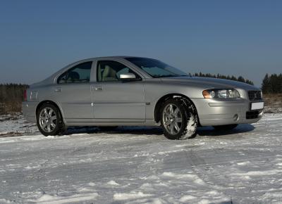 Фото Volvo S60