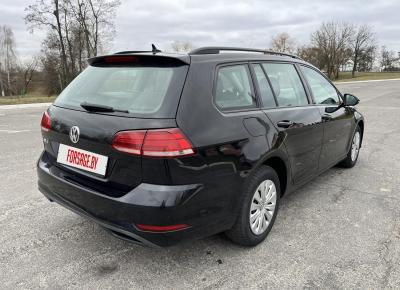 Фото Volkswagen Golf