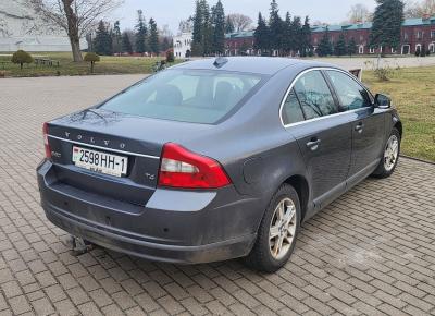 Фото Volvo S80