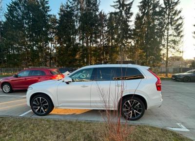 Фото Volvo XC90