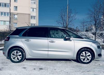 Фото Citroen C4 Picasso