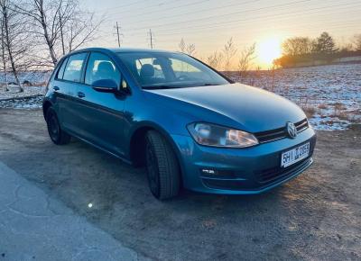 Фото Volkswagen Golf