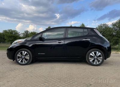 Фото Nissan Leaf