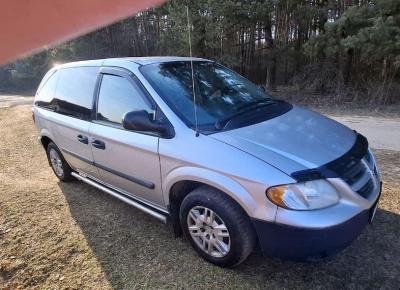 Фото Dodge Caravan