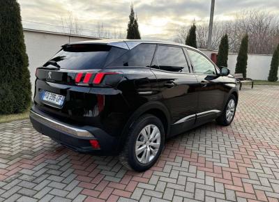 Фото Peugeot 3008