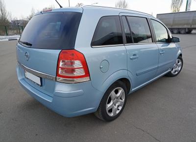 Фото Opel Zafira