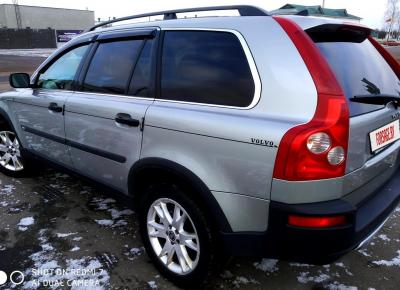 Фото Volvo XC90