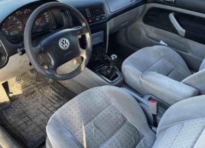 Фото Volkswagen Golf