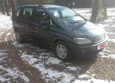 Фото Opel Zafira