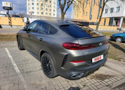 Фото BMW X6