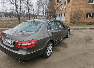 Фото Mercedes-Benz E-класс