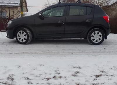 Фото Renault Sandero