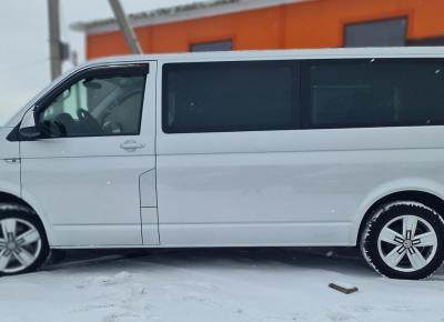 Фото Volkswagen Multivan