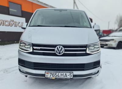 Фото Volkswagen Multivan