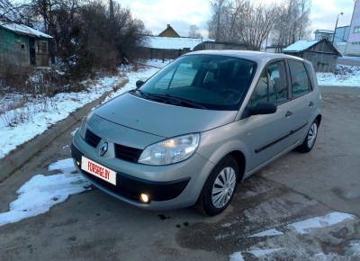 Фото Renault Scenic