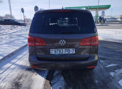 Фото Volkswagen Touran