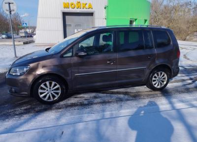 Фото Volkswagen Touran