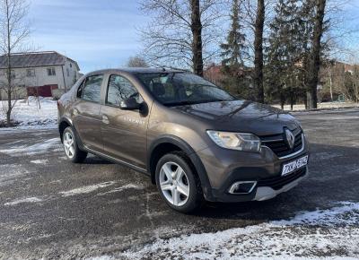 Фото Renault Logan