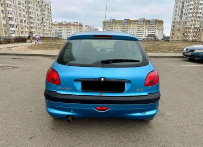 Фото Peugeot 206