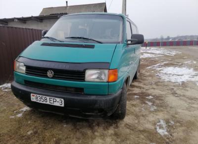 Фото Volkswagen Transporter