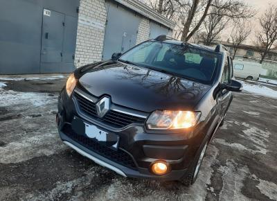 Фото Renault Sandero