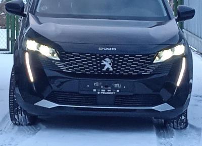 Фото Peugeot 5008