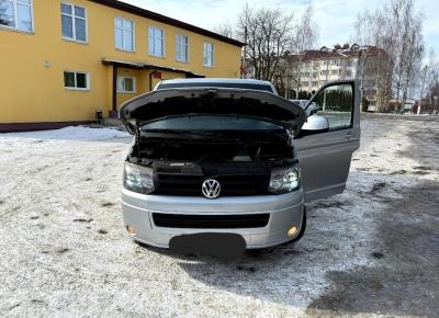 Фото Volkswagen Multivan