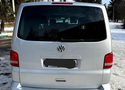 Фото Volkswagen Multivan