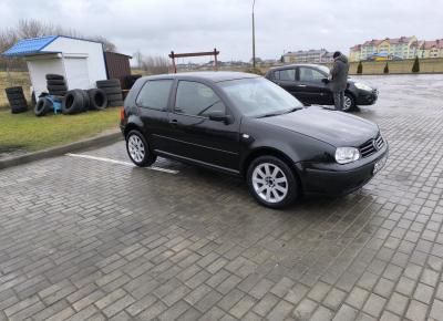 Фото Volkswagen Golf