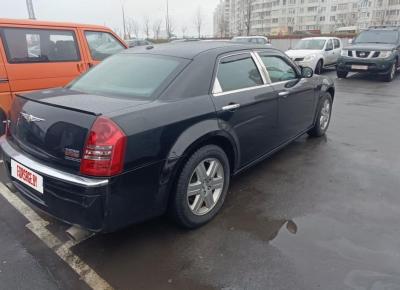 Фото Chrysler 300