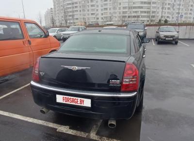 Фото Chrysler 300