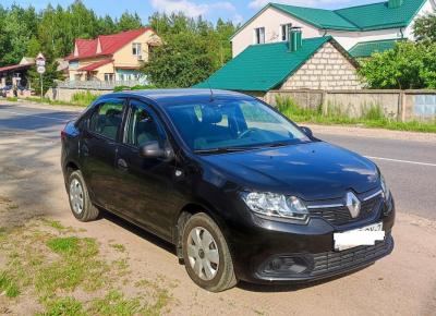 Фото Renault Logan