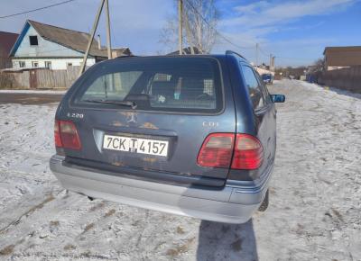 Фото Mercedes-Benz E-класс