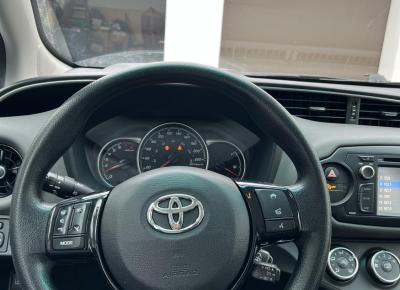 Фото Toyota Yaris