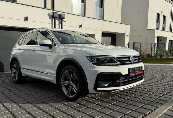 Volkswagen Tiguan, 2018 год выпуска с двигателем Бензин, 101 669 BYN в г. Минск