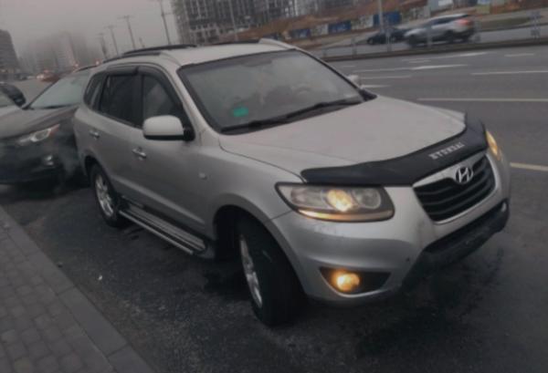 Hyundai Santa Fe, 2006 год выпуска с двигателем Дизель, 26 274 BYN в г. Минск