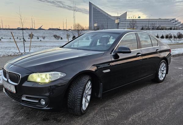 BMW 5 серия, 2013 год выпуска с двигателем Бензин, 93 143 BYN в г. Минск