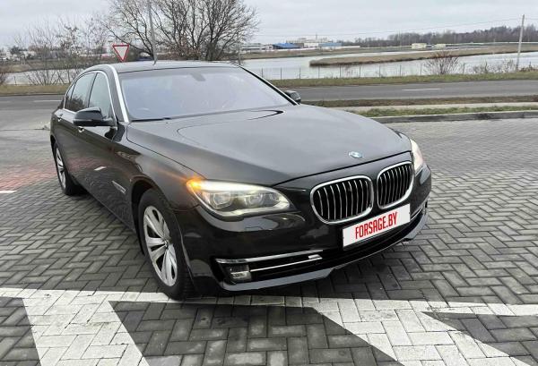 BMW 7 серия, 2015 год выпуска с двигателем Бензин, 77 968 BYN в г. Минск