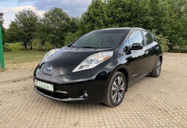 Nissan Leaf, 2013 год выпуска с двигателем Электро, 34 308 BYN в г. Минск