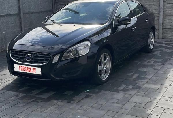 Volvo S60, 2010 год выпуска с двигателем Бензин, 34 308 BYN в г. Хойники