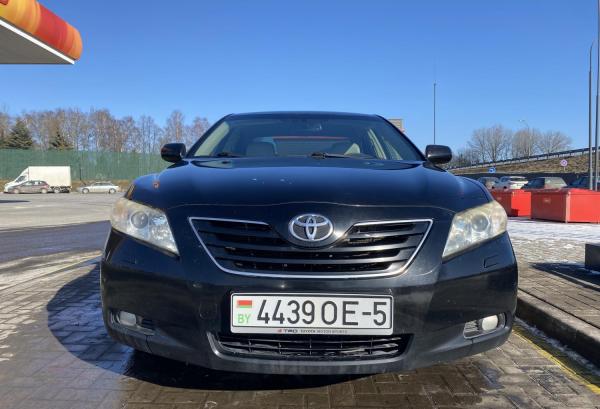 Toyota Camry, 2008 год выпуска с двигателем Бензин, 34 657 BYN в г. Минск