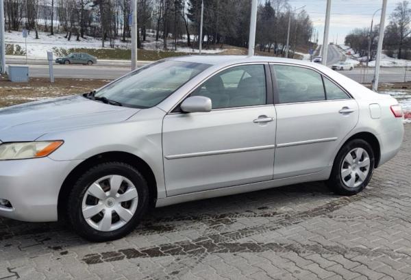 Toyota Camry, 2006 год выпуска с двигателем Бензин, 22 450 BYN в г. Минск